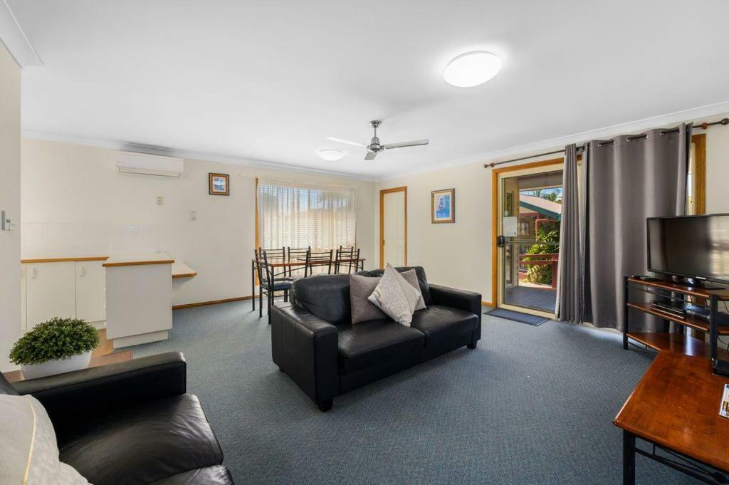 Dolphin Sands Holiday Cabins Coffs Harbour Exteriör bild