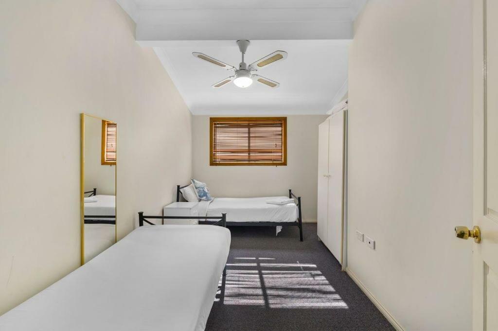 Dolphin Sands Holiday Cabins Coffs Harbour Exteriör bild